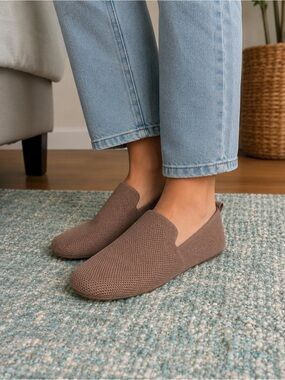 Casual Knit Slip-On Loafers in Taupe MIA Nude Knit Flats | Women’s Size 8.5 |